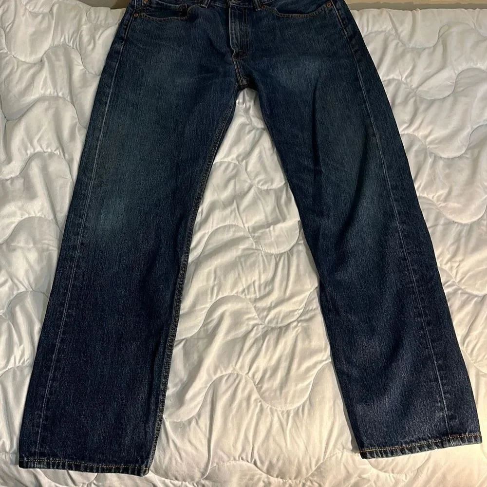 Levi’s 505 Denim Waist: 34, Inseam: 30 inches
